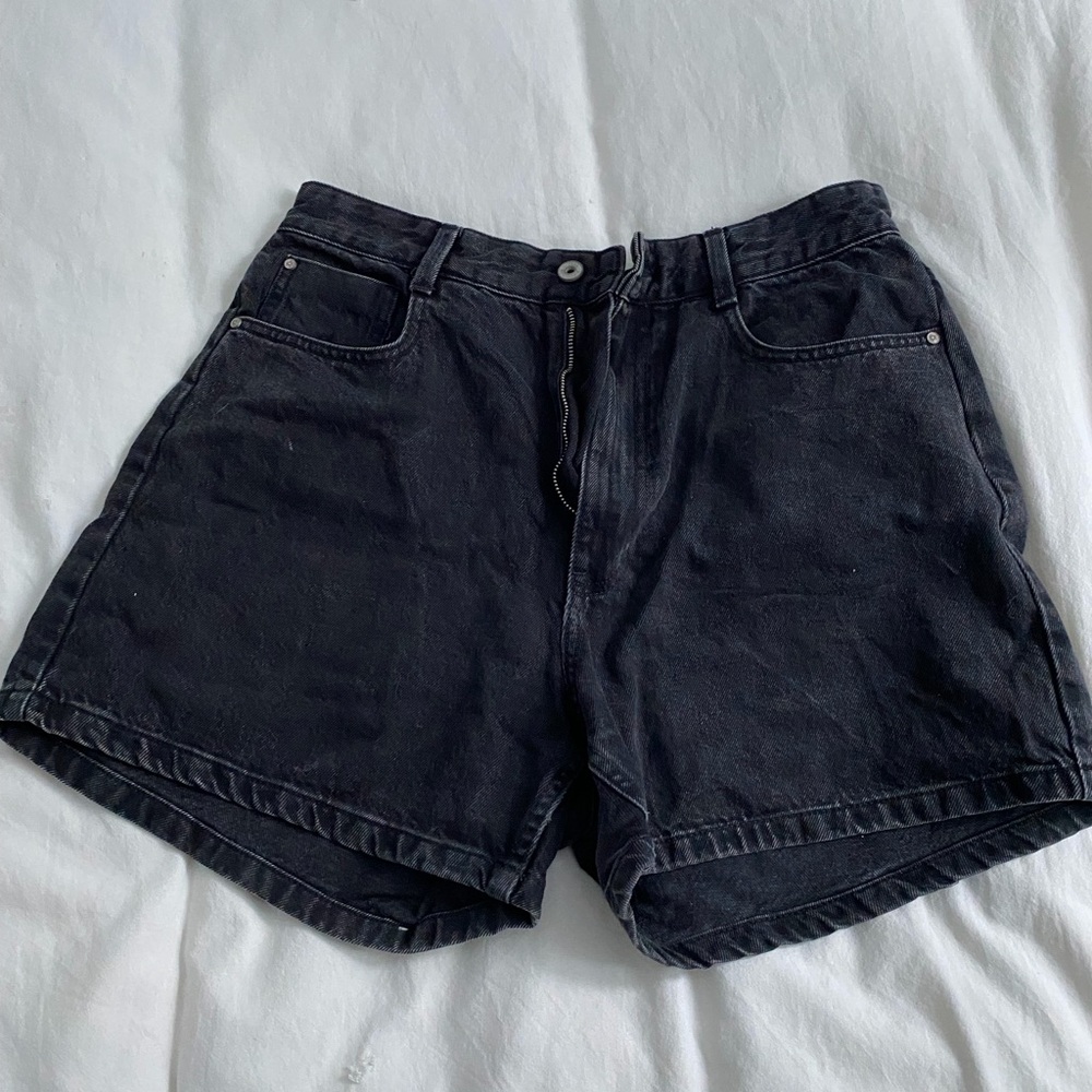 Zara Black Vintage-Style High Waist Denim Shorts